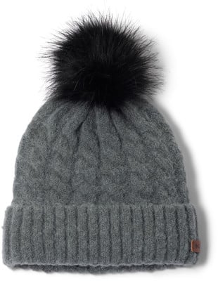 Graue Strickmütze mit schwarzem Bommel und Lederdetail. Graue Strickmütze mit schwarzem Bommel und Lederdetail.