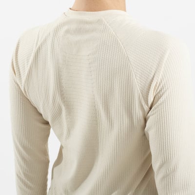 Salomon Essential Seamless, dámske funkčné tričko Salomon Essential Seamless, dámske funkčné tričko