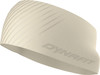 Beige Stirnband mit Streifen und Dynafit-Logo.