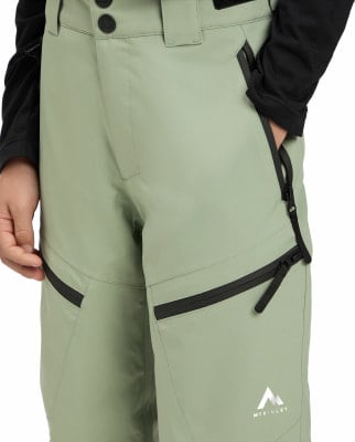 Detail einer Herren-Skihose von McKinley mit Reißverschlusstaschen.