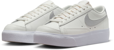 Nike Dám. voïnočasová obuv W Blazer Low Platform veï. US