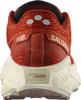 Rückansicht eines orangefarbenen Salomon-Laufschuhs mit GRVL-Logo und Salomon-Schriftzug.