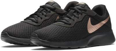 Nike Tanjun női szabadidőcipő