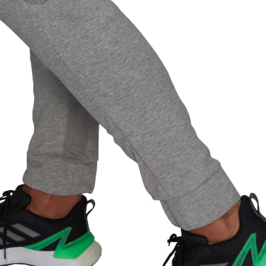 AEROREADY Designed To Move Sport Motion Logo Trainingshose