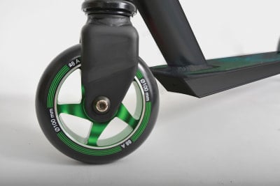 Schildkröt Stunt Untwist Scooter