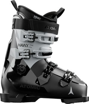 Ein Atomic Hawx Prime 95 X Skischuh in camouflage mit Schnallen.