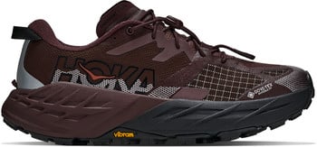 Brauner Hoka-Laufschuh mit Markenlogo und Gore-Tex-Technologie.