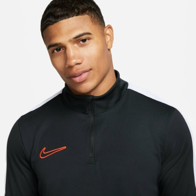 Nike Academy 23 Drill Langarmshirt mit Halfzip
