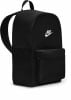 Schwarzer Nike-Rucksack mit weißem Logo und seitlicher Netztasche.