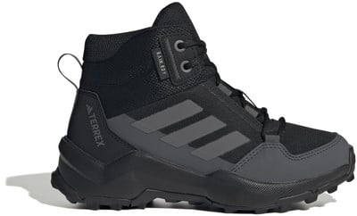 Fekete Adidas Terrex gyermek túracipő RAIN.RDY membránnal. Fekete Adidas Terrex gyermek túracipő RAIN.RDY membránnal.