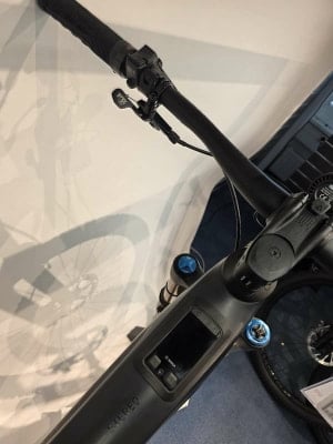 Cube Stereo Hybrid AT One77