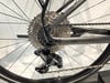 SRAM-Schaltwerk am Fahrrad mit Kassette und Kette.