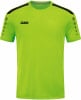 Grünes T-Shirt mit schwarzen Details und JAKO-Logo auf der Brust.