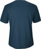 Rückseite eines dunkelblauen kurzärmeligen T-Shirts mit feinem Muster.