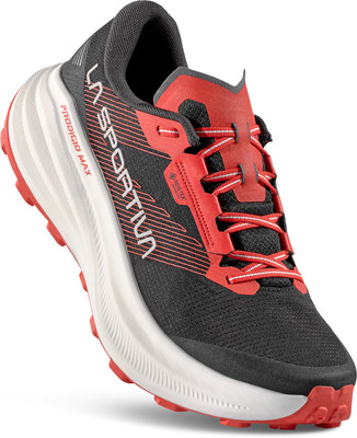 Herren-Laufschuh La Sportiva Prodigio Max mit roten Akzenten und weißer Sohle. Herren-Laufschuh La Sportiva Prodigio Max mit roten Akzenten und weißer Sohle.