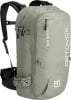Ein grüner Ortovox Haute Route 30 S Rucksack mit weißem Logo und Gurten.