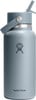 Graue Hydro Flask Flasche mit Griff und Strohhalm, Logo.