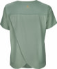 Grünes T-Shirt mit kurzen Ärmeln und perforiertem oberem Rücken.