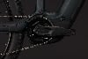 Detail eines E-Mountainbikes mit Kette und ACID-Kurbelgarnitur.