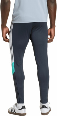 adidas TIRO26 Trainingshose adidas TIRO26 Trainingshose