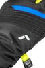 Detail eines schwarzen Handschuhs mit blauem Streifen und Logo.