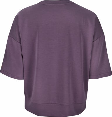 Damen-T-Shirt in Lila mit kurzen Ärmeln und Rundhalsausschnitt. Damen-T-Shirt in Lila mit kurzen Ärmeln und Rundhalsausschnitt.