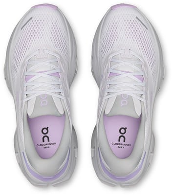 Draufsicht auf weiße Laufschuhe mit violetten Akzenten und ON-Logo.