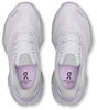 Draufsicht auf weiße Laufschuhe mit violetten Akzenten und ON-Logo.