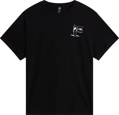 Schwarzes T-Shirt mit kurzem Ärmel und Aufdruck eines Snowboarders mit Fahne. Schwarzes T-Shirt mit kurzem Ärmel und Aufdruck eines Snowboarders mit Fahne.