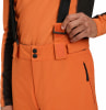 Detail einer Skihose in Orange mit schwarzen Hosenträgern.