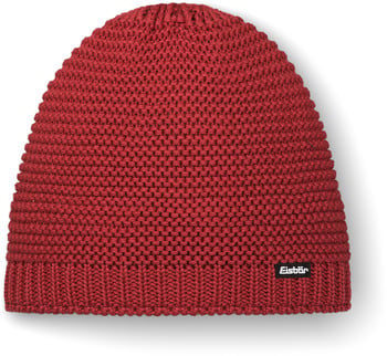 Rote Strickmütze mit Eisbär-Logo am unteren Rand.