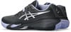 Schwarze ASICS Tennisschuhe mit violetten Details und Markenlogo.