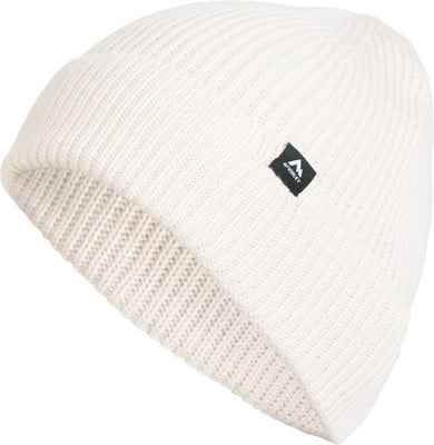 Eine weiße Strickmütze mit McKinley-Logo und beige Bündchen. Eine weiße Strickmütze mit McKinley-Logo und beige Bündchen.