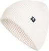 Eine weiße Strickmütze mit McKinley-Logo und beige Bündchen.