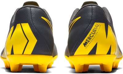 Nike Jr. Vapor 12 Club MG gyerek stoplis focicipő
