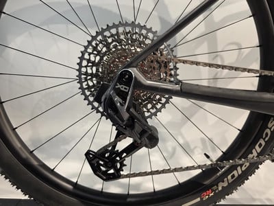 Detail des Schaltwerks eines Mountainbikes mit Kassette und Kette. Detail des Schaltwerks eines Mountainbikes mit Kassette und Kette.