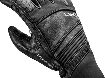 Detail einer schwarzen Leki Lederhandschuh mit Trigger-Logo. Detail einer schwarzen Leki Lederhandschuh mit Trigger-Logo.