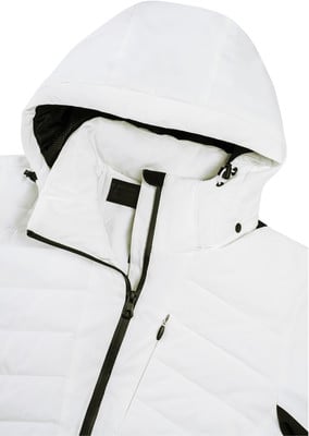 Detail einer weißen Daunenjacke mit schwarzem Reißverschluss und Kapuze. Detail einer weißen Daunenjacke mit schwarzem Reißverschluss und Kapuze.