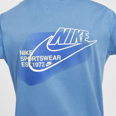 Nike Sportswear Standard Issue T-Shirt