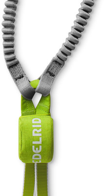 Detail eines leichten Kletterseils mit Edelrid-Logo. Detail eines leichten Kletterseils mit Edelrid-Logo.