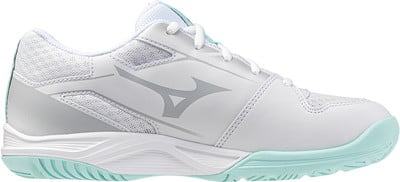 Weiße Mizuno-Tennisschuhe mit mintgrüner Sohle und grauem Logo. Weiße Mizuno-Tennisschuhe mit mintgrüner Sohle und grauem Logo.