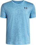 Blaues T-Shirt mit kurzen Ärmeln und Muster, Under Armour Logo.