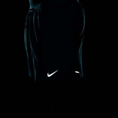 Nike Stride Laufshorts