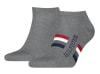 szürke