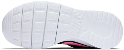 Nike Tanjun (GS) lány szabadidőcipő