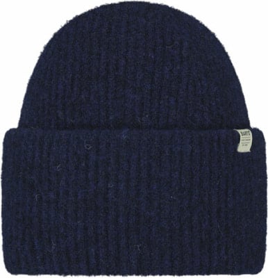 Eine dunkelblaue Strickmütze mit einem dezenten Barts-Logo. Eine dunkelblaue Strickmütze mit einem dezenten Barts-Logo.