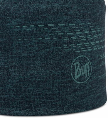 Grüne Mütze mit dunklem Muster und Buff-Logo an der Seite. Grüne Mütze mit dunklem Muster und Buff-Logo an der Seite.