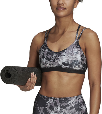 adidas Yoga Essentials Studio AC női sportmelltartó