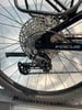 Fahrrad-Schaltwerk hinten mit Kassette und Kette.