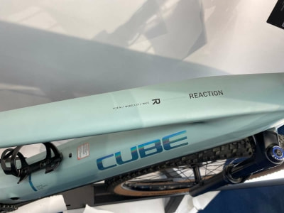 Cube Reaction Hybrid Race 800 M